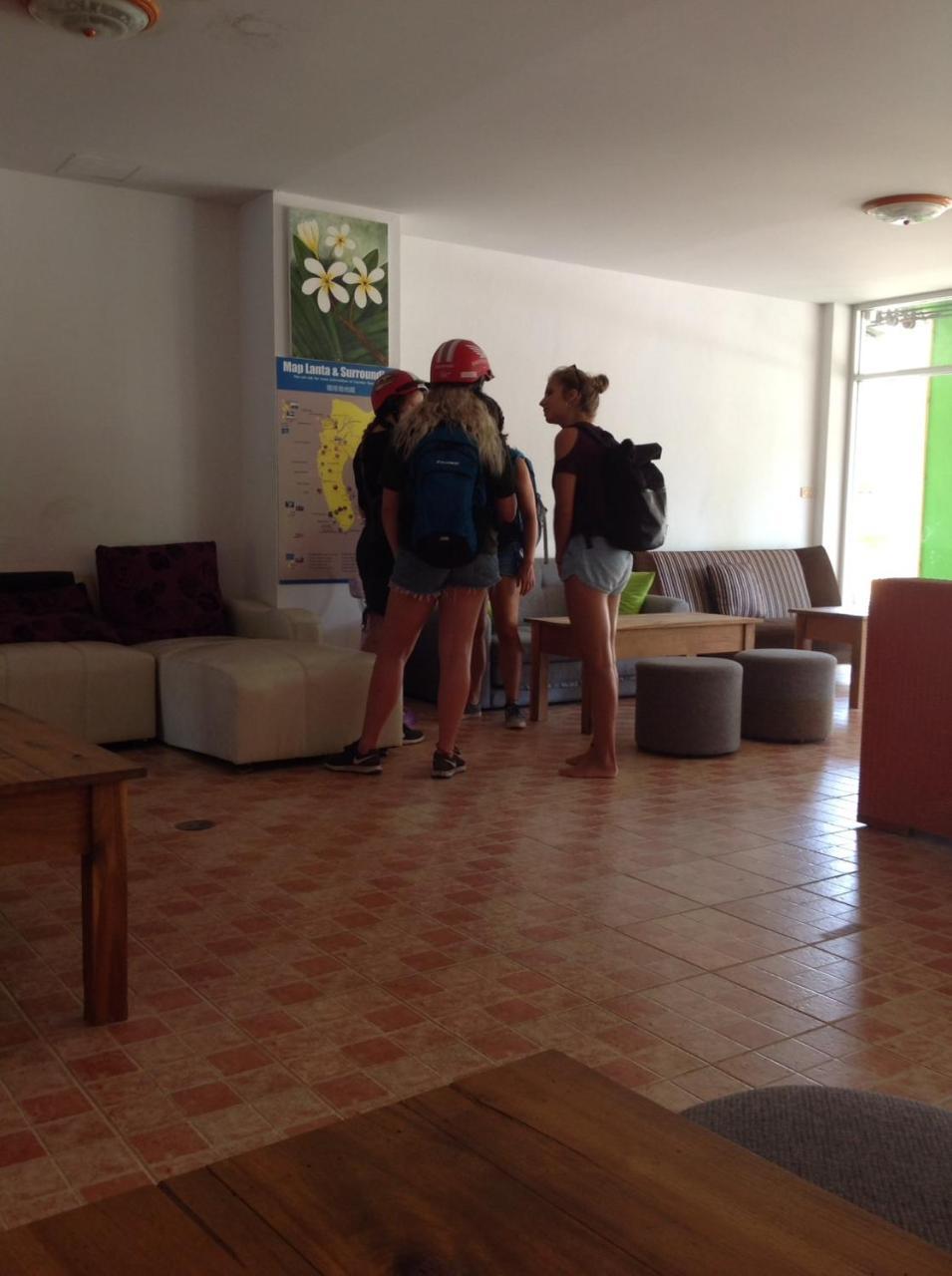 Fan Dee Hostel Ko Lanta Esterno foto