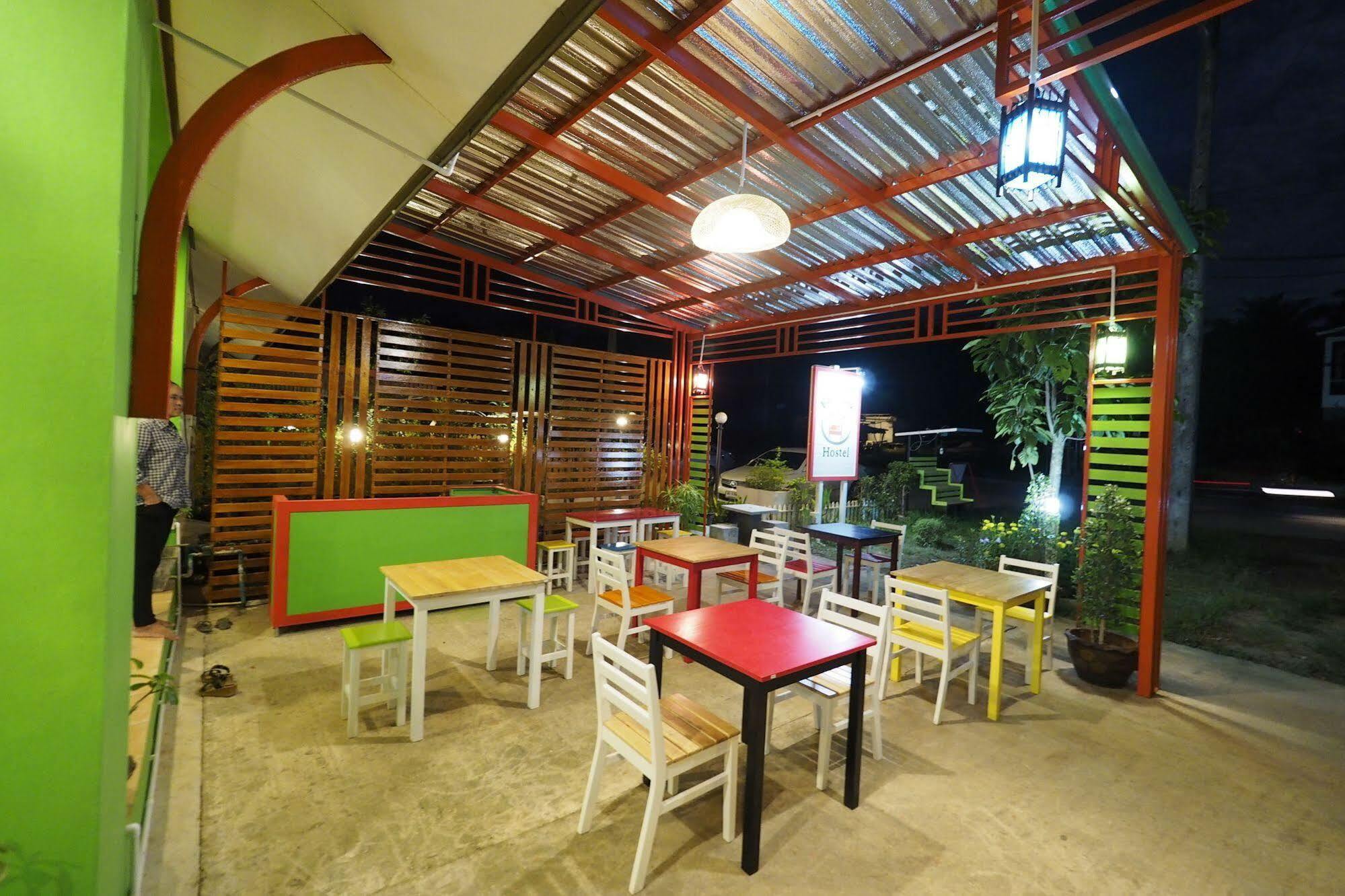 Fan Dee Hostel Ko Lanta Esterno foto