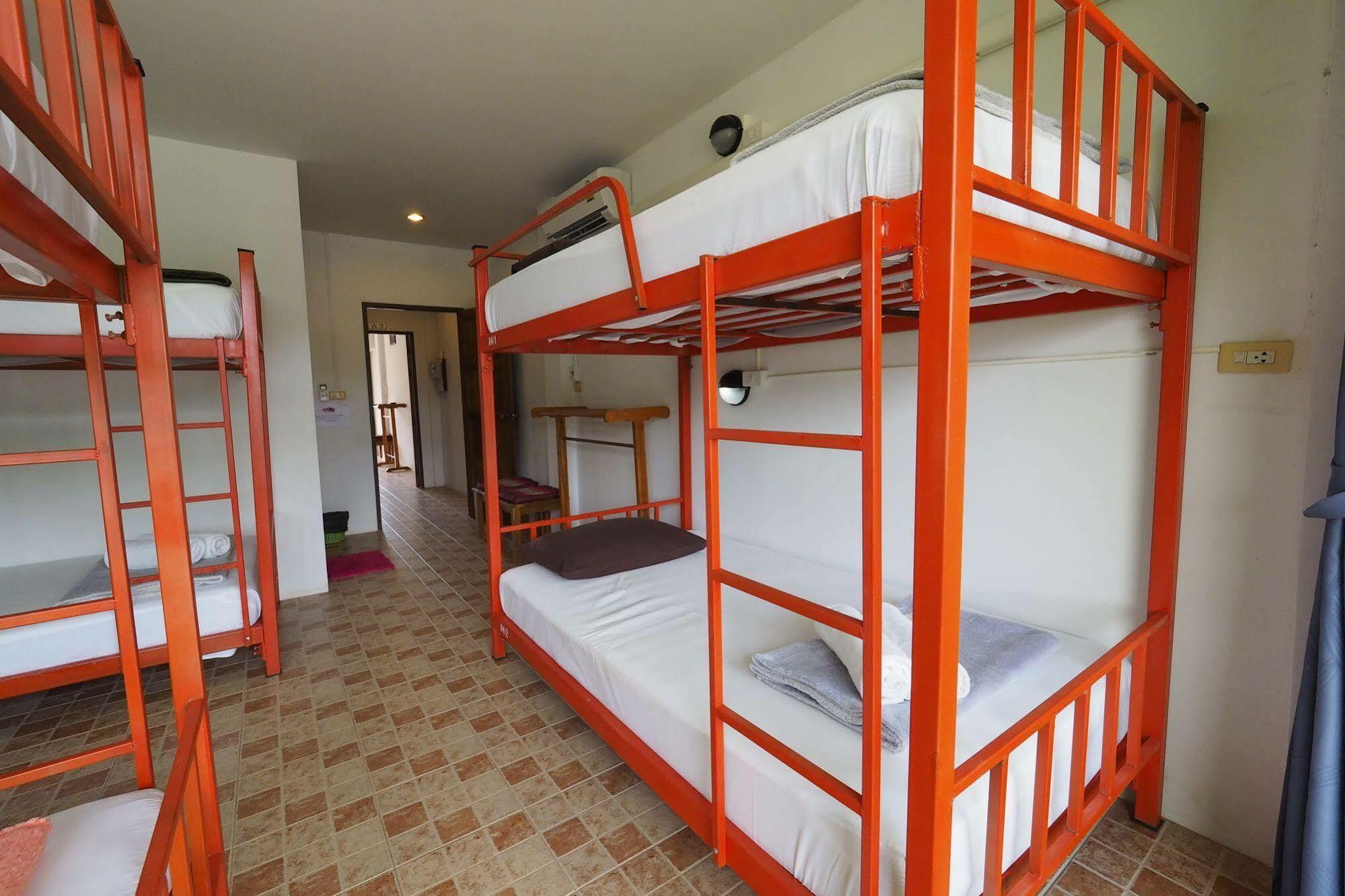 Fan Dee Hostel Ko Lanta Esterno foto