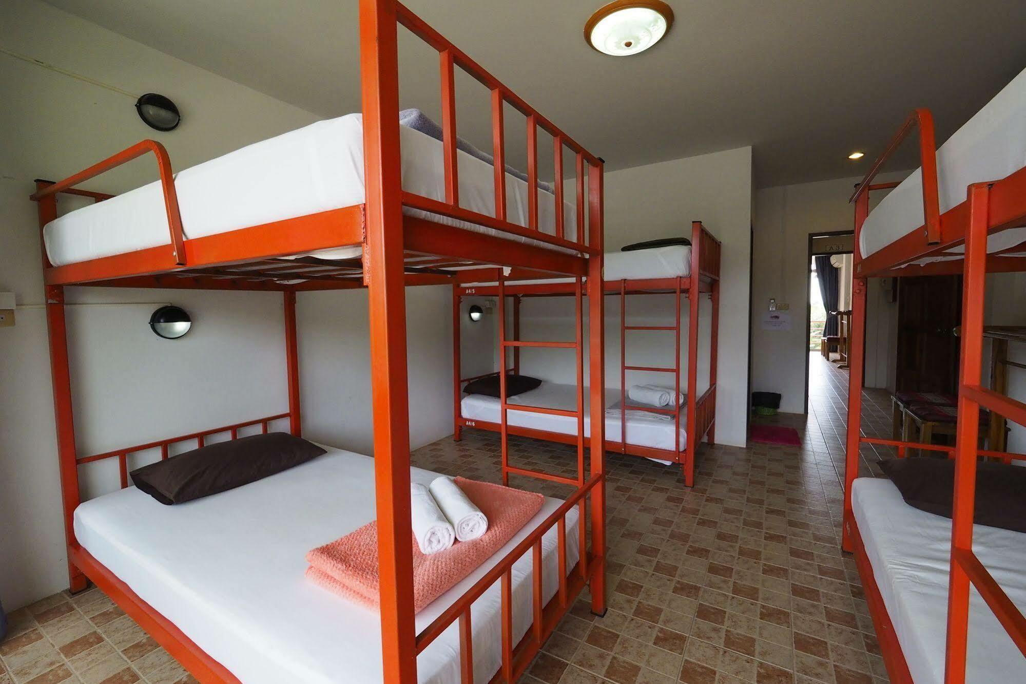 Fan Dee Hostel Ko Lanta Esterno foto